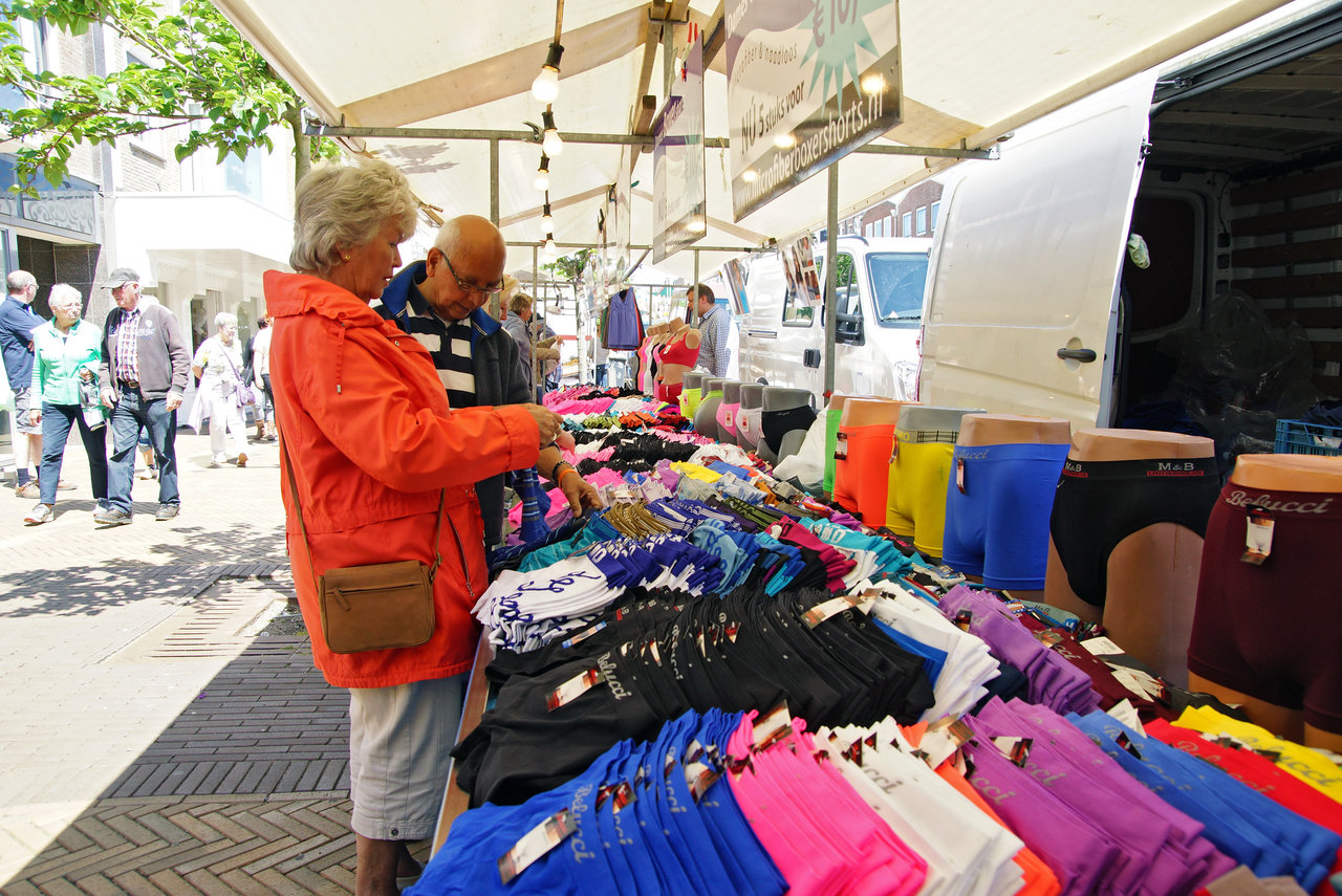 Toeristenmarkt Zeezijde Katwijk